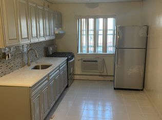 10552 Flatlands 2 St, Brooklyn, NY