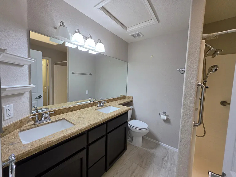 10667 E 34th Pl — Photo 8
