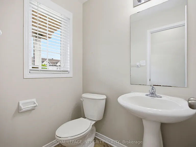 354 Rolling Meadow Cres — Photo 13
