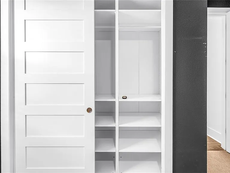 513 17th Ave E — Photo 17