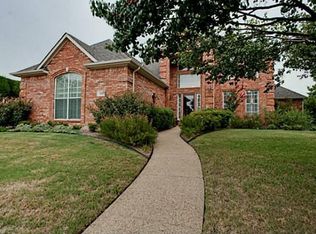 2721 Oak Springs Dr, Garland, TX 75044