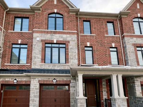 95 Elkington Cres, Whitby, ON L1P 0L7