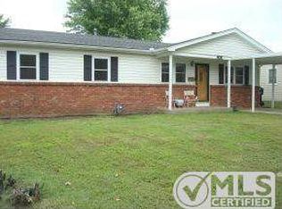 806 W 10th St, Webb City, MO 64870