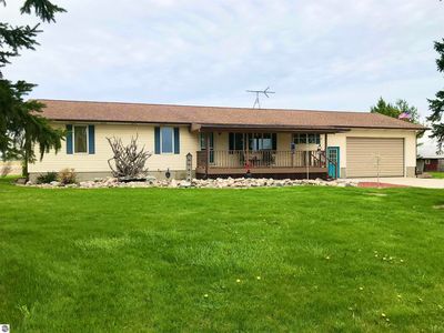 1989 S Crapo Rd, Ithaca, MI, 48847