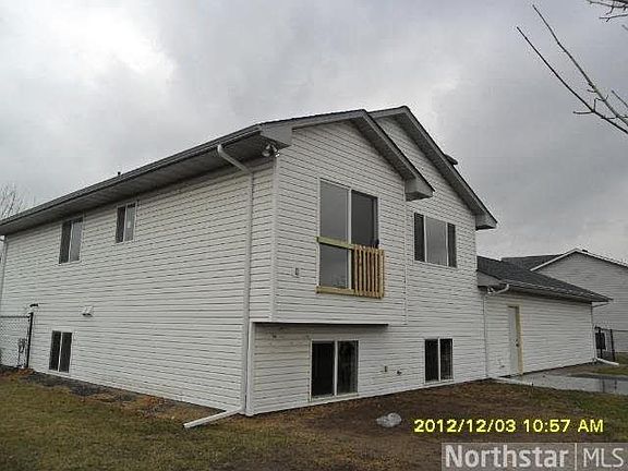 2nd image of 825 S Walnut Street