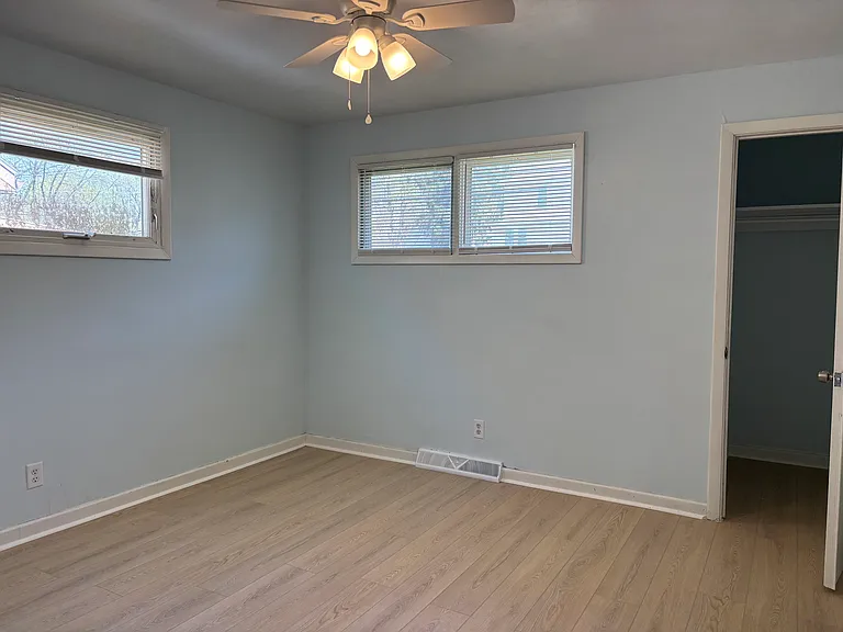 58 Burr Ave — Photo 10