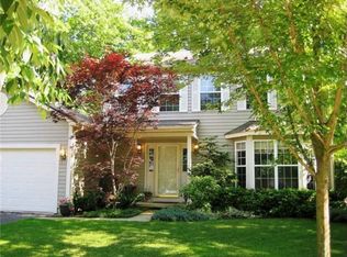 8565 Cedar St, Fox Lake, IL 60020