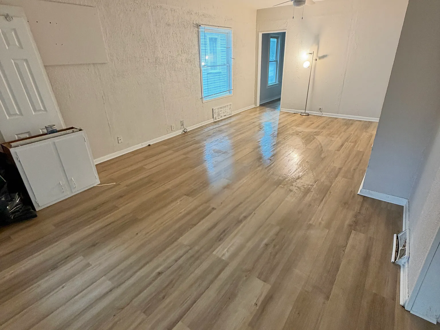 3 bed, 1300 sqft, $1,299 — Photo 4