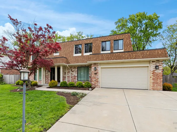 2789 Greenwood Rd, Northbrook, IL 60062