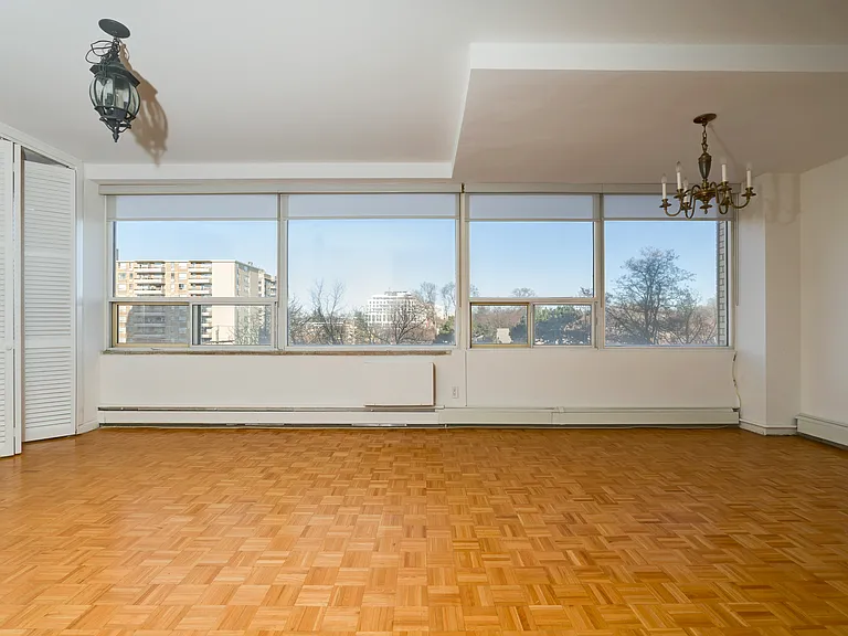 650 Briar Hill Ave — Photo 21