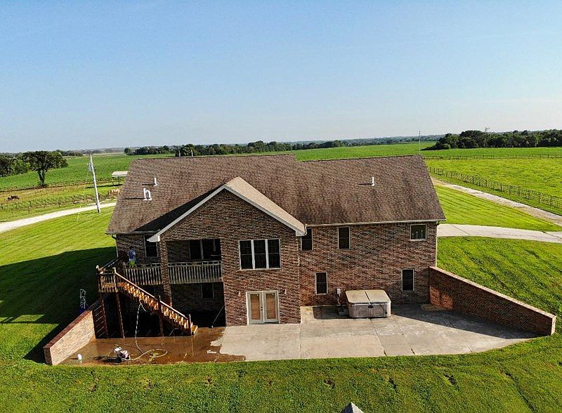 E Stockade Rd, Nevada, MO 64772 Zillow