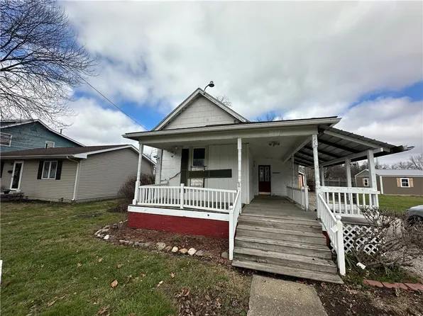 2512 Dewitt Ave, Mattoon, IL 61938