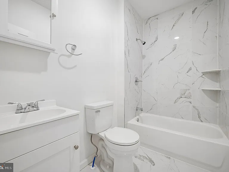 462 E Cosgrove St — Photo 11