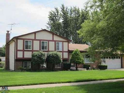 1st image of 42752 Michigan Dr