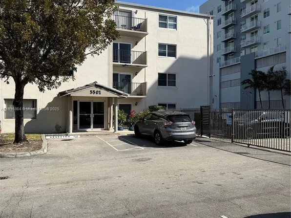5501 NW 7th St APT E301, Miami, FL 33126