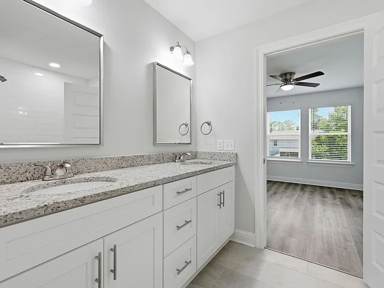 699 Woodlawn Ave NW — Photo 24