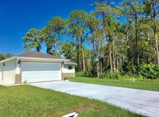 1117 Albany Ave, Lehigh Acres, FL 33971