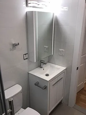 Rented by Irene Mihalios, LREB | media 20