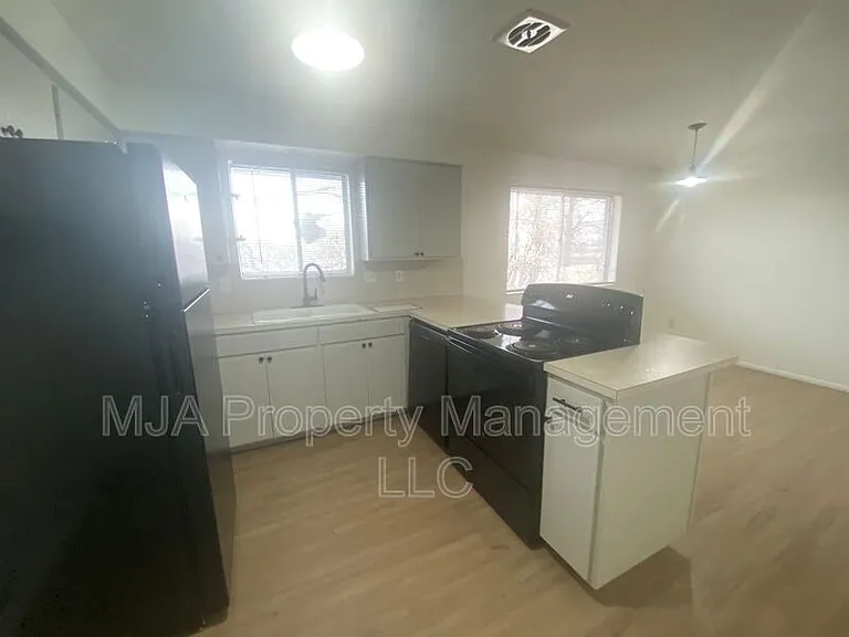1428 W 300 N #2 — Photo 5