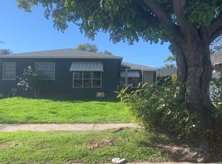 3537 Falcon Ave, Long Beach, CA 90807