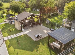 3706 Castle Dr, Rowlett, TX 75089