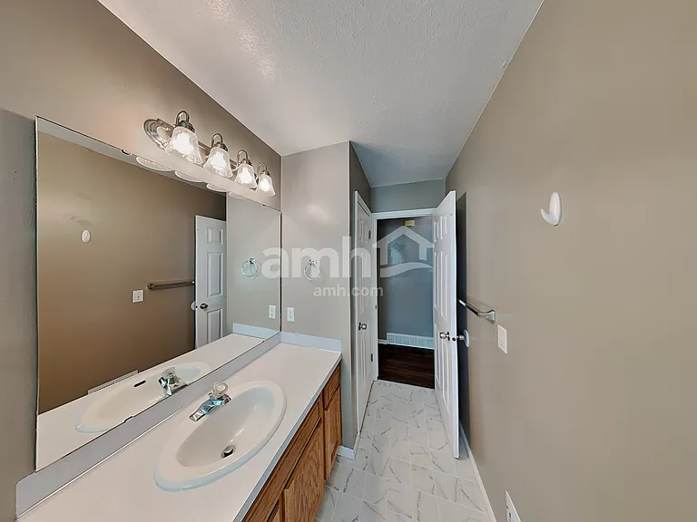 3153 W 5025 S — Photo 10