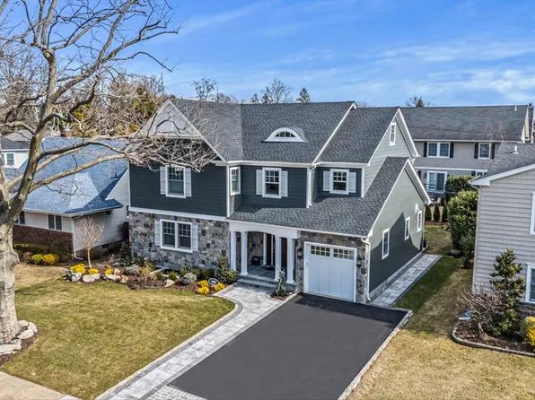 205 Sackville Road, Garden City, NY 11530