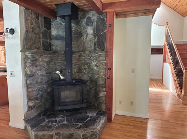 16800 Sun Bloom Way, Nevada City, CA 95959