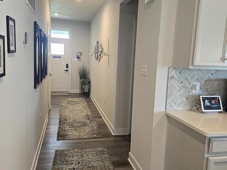 2056 Codaz Way — Photo 8