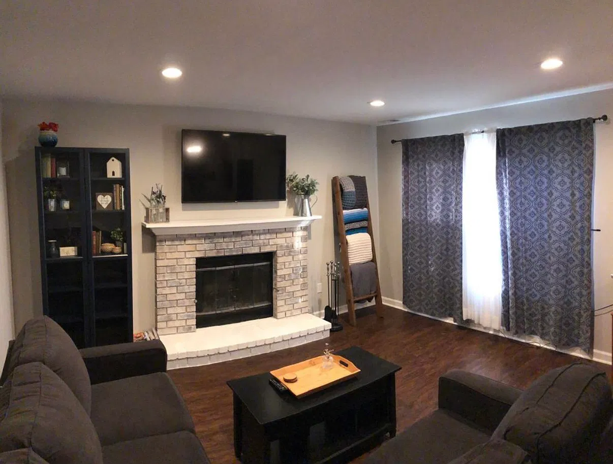2 bed, 1.5 bath, 1280 sqft, $2,000 — Photo 4