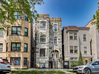 1908 N Whipple St APT 2, Chicago, IL, 60647