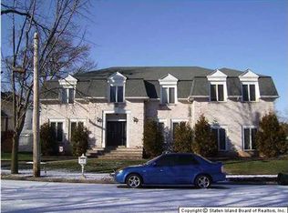 25 Uncas Ave, Staten Island, NY