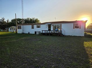 17420 SE 36th Ln, Ocklawaha, FL 32179