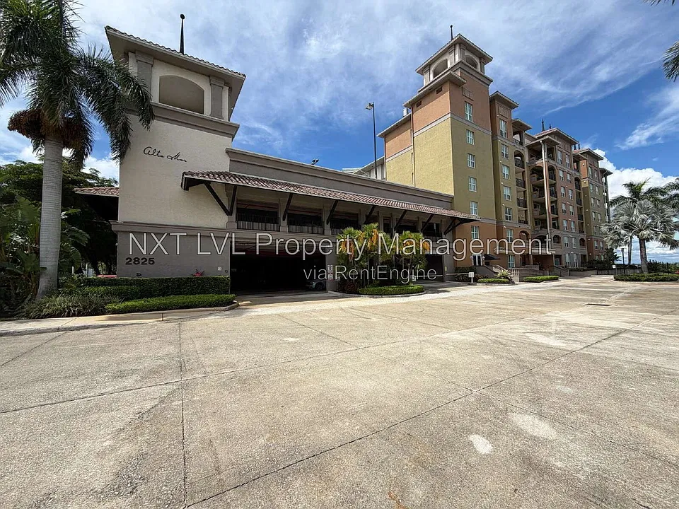 2825 Palm Beach Blvd #115