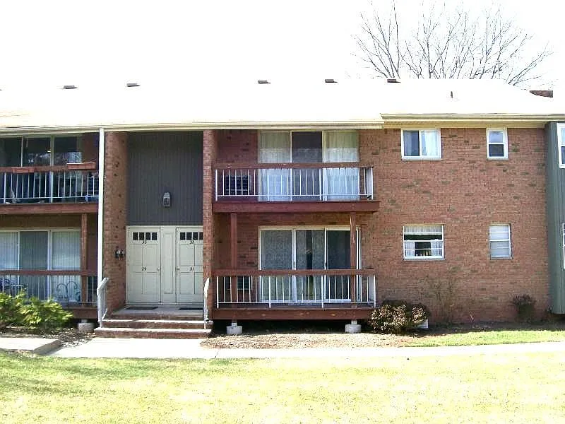 1 bed, 1.0 bath, $1,800 — Photo 1