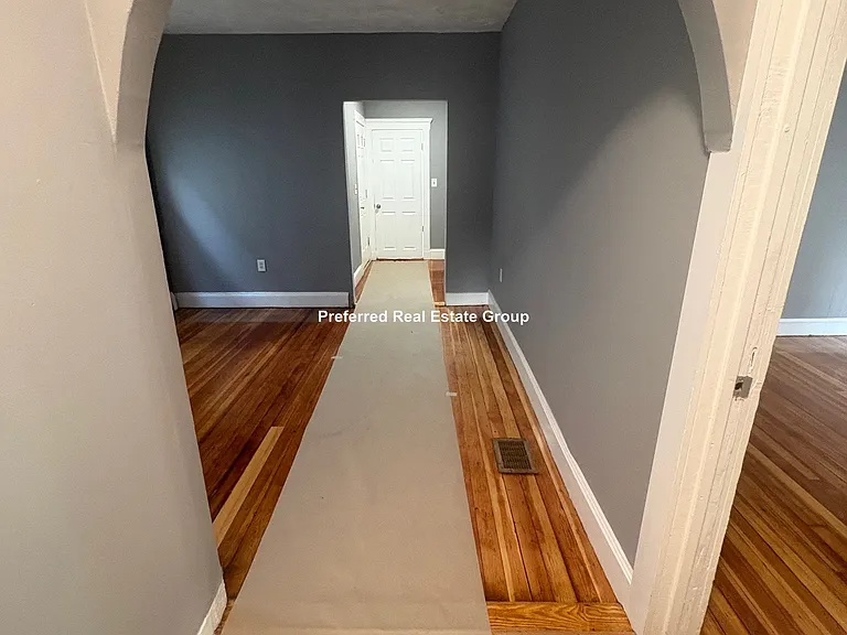 23 Crowell St #2 — Photo 2