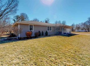 311 Whippoorwill Dr, Washington, IL 61571