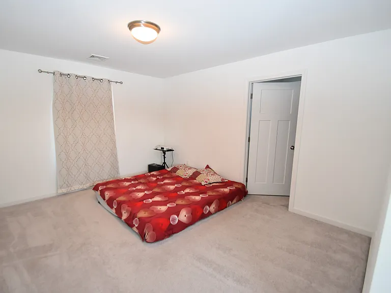 501 Old Village Cir — Photo 9