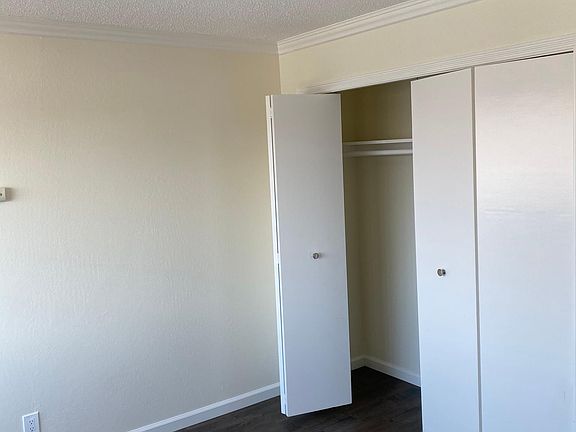 2nd image of 1254 48th Ave APT 4