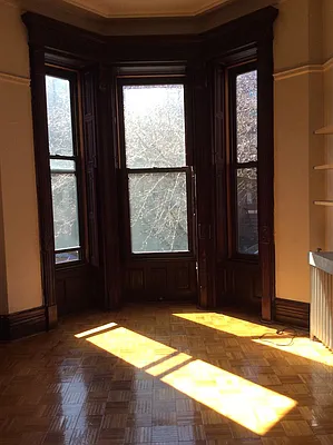 Rented by Farran & Associates | media 21