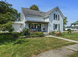 217 N Prairie St, Creston, IL 60113