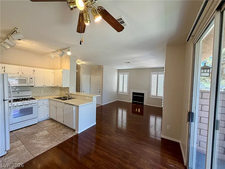 251 S Green Valley #4011 — Photo 12