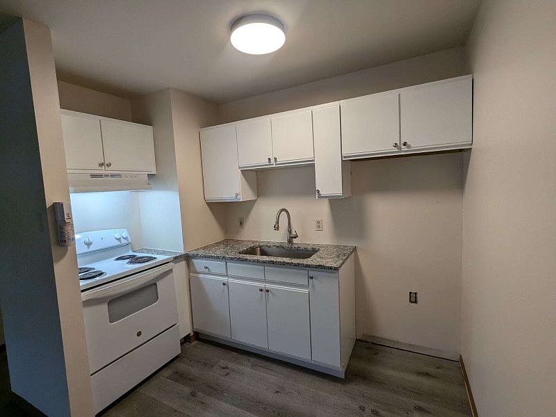 1st image of 403 S Baltimore St APT L