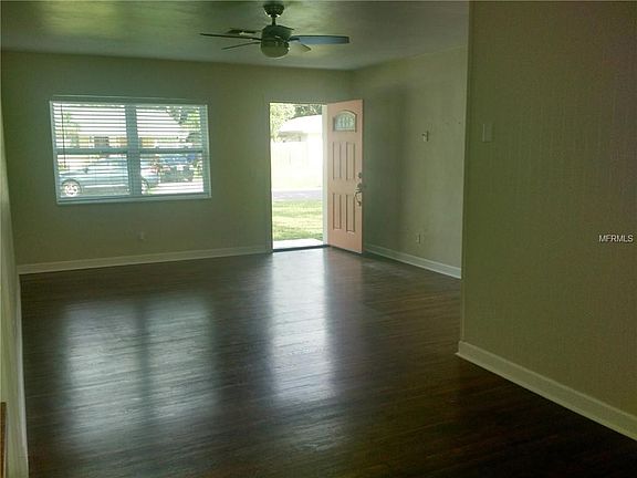 3rd image of 1606 San Charles Dr