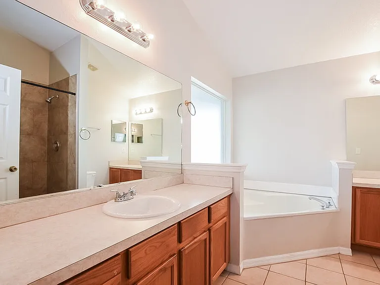 914 Copenhagen Way — Photo 11