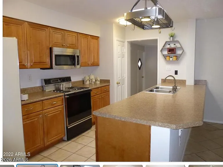 946 E Loma Vista Dr — Photo 6