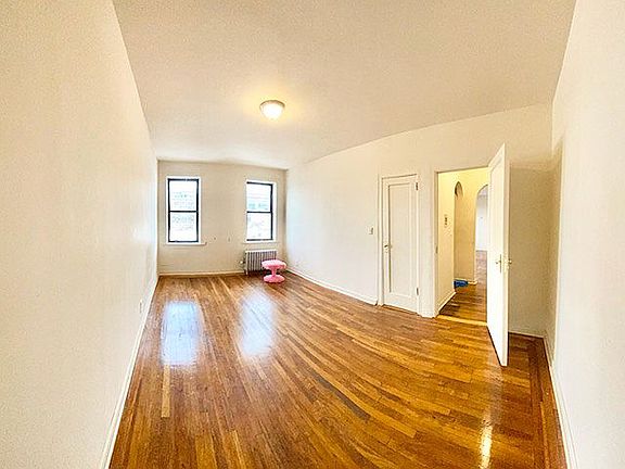 5th image of 3043 Brighton 14 St #1F