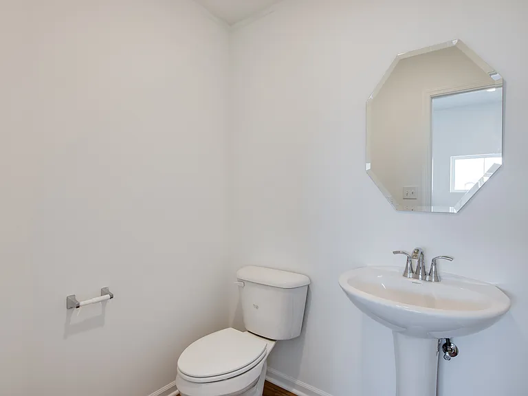 25750 W Yorkshire Dr #25750 — Photo 5