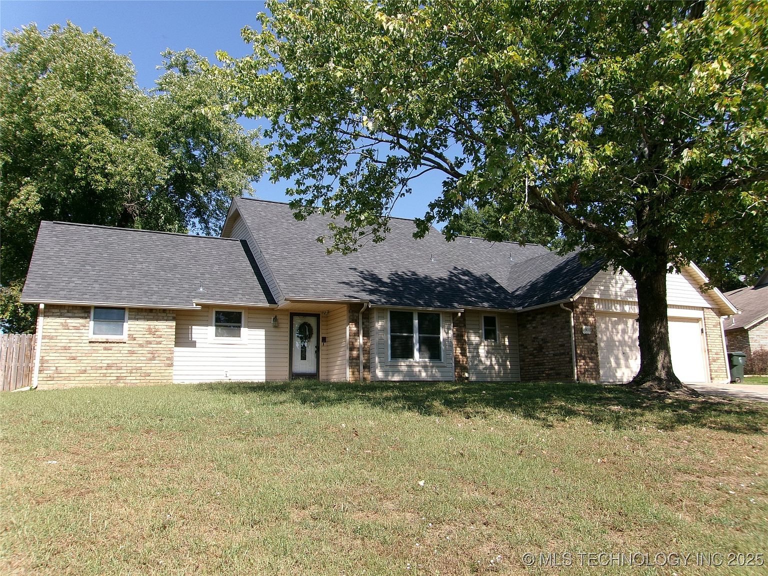 2902 Hilltop Ave, Muskogee, OK 74403 | MLS #2542146 | Zillow