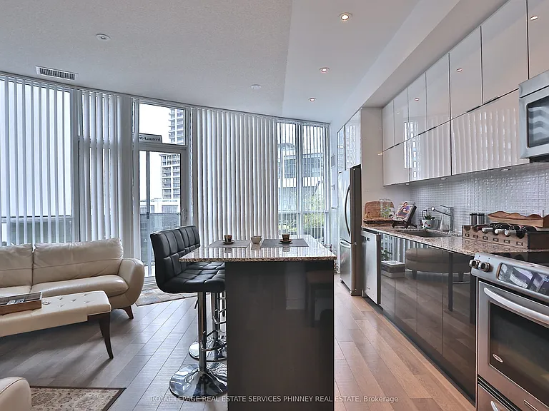 80 Marine Parade Dr #435 — Photo 23